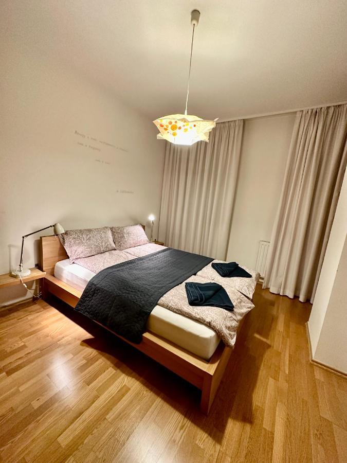 Central Apartment With Balcony Budapeszt Zewnętrze zdjęcie