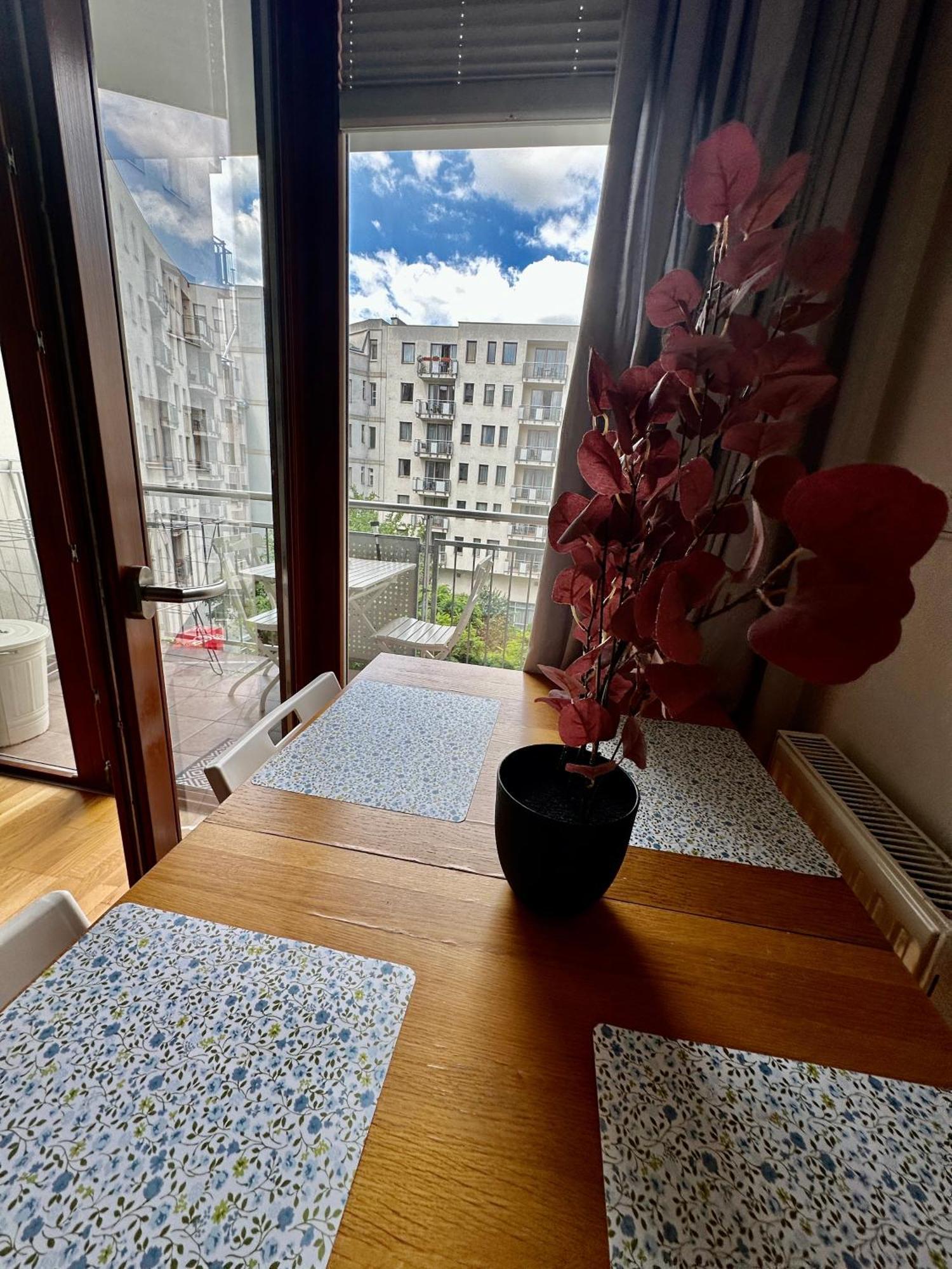Central Apartment With Balcony Budapeszt Zewnętrze zdjęcie
